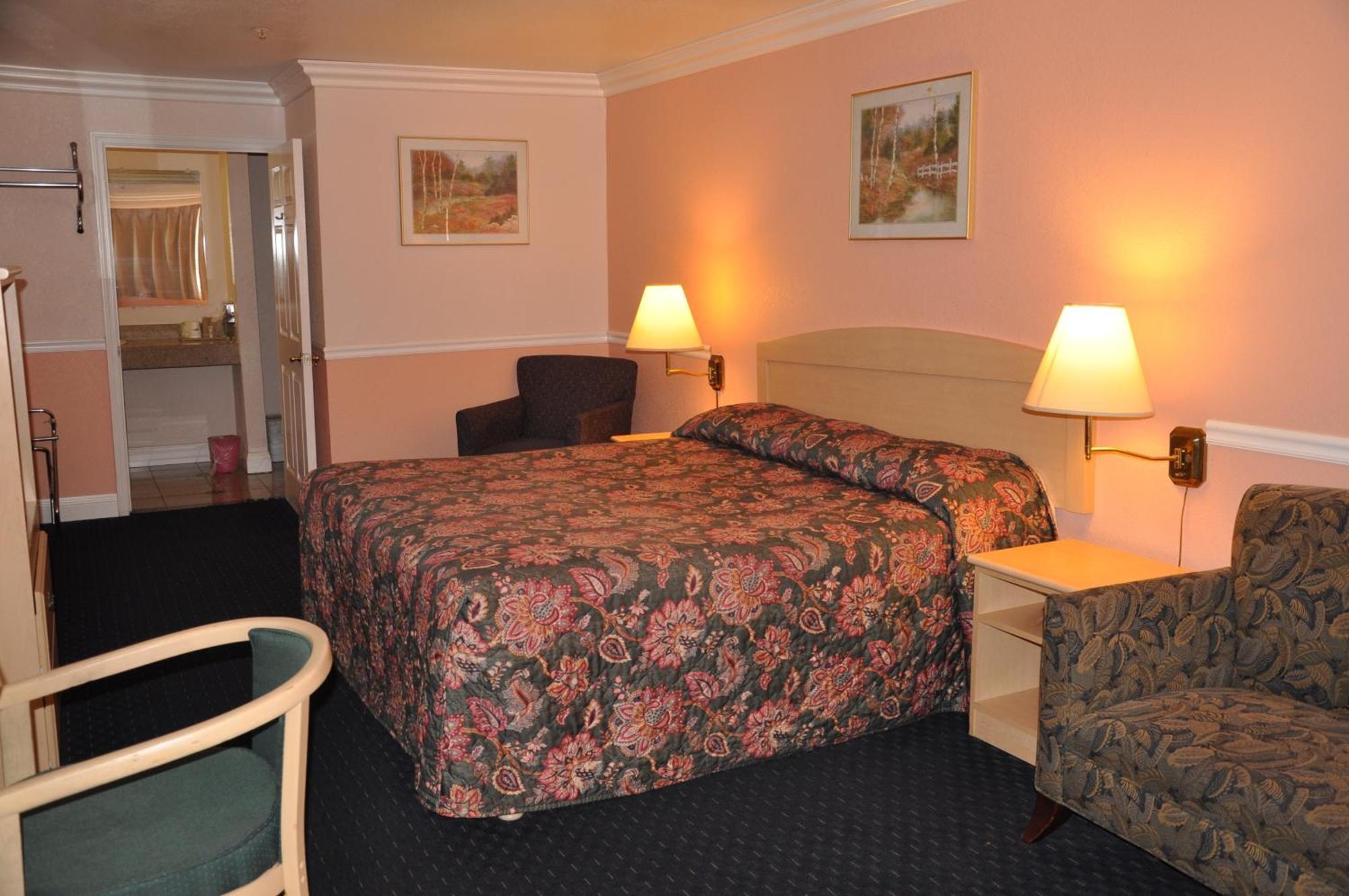 Motel Super 8 By Wyndham Hayward Downtown à Castro Valley Extérieur photo
